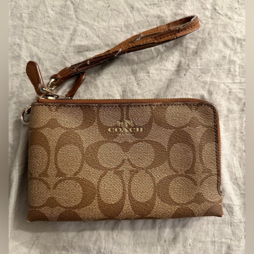 Coach Purse Clutch Wristlet Brown Khaki